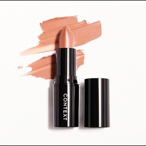 ❤️CONTEXT SKIN
Matte Lipstick in Love Gun❤️